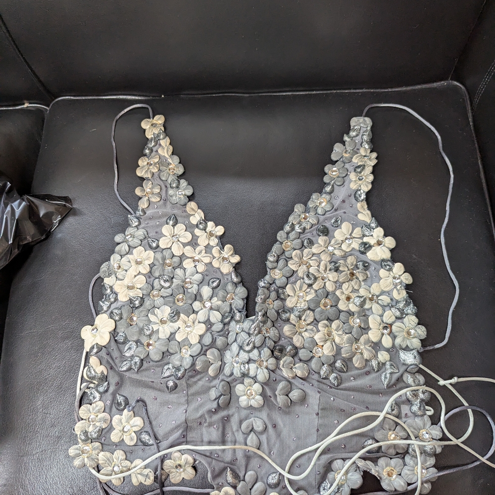 Floral Embellished Gray Crop Top